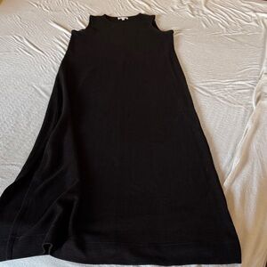 Chic Black Sleeveless Maxi Dress